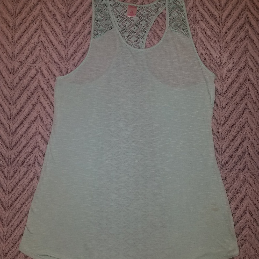 Baby blue tank top with lace design!